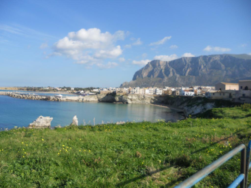 Case Vacanze Terra Sinus Terrasini Extérieur photo